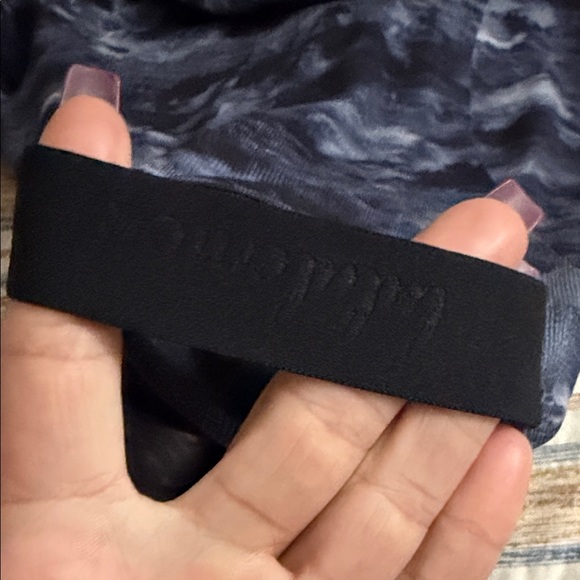 Lululemon MIST OVER WINDBREAKER *Sky Dye Multi Windbreaker - Picture 9 of 11